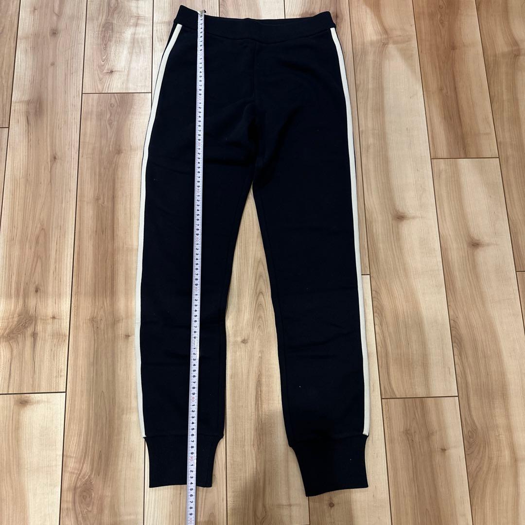 モンクレール　14a ネイビースウェット長ズボン サイド白ライン