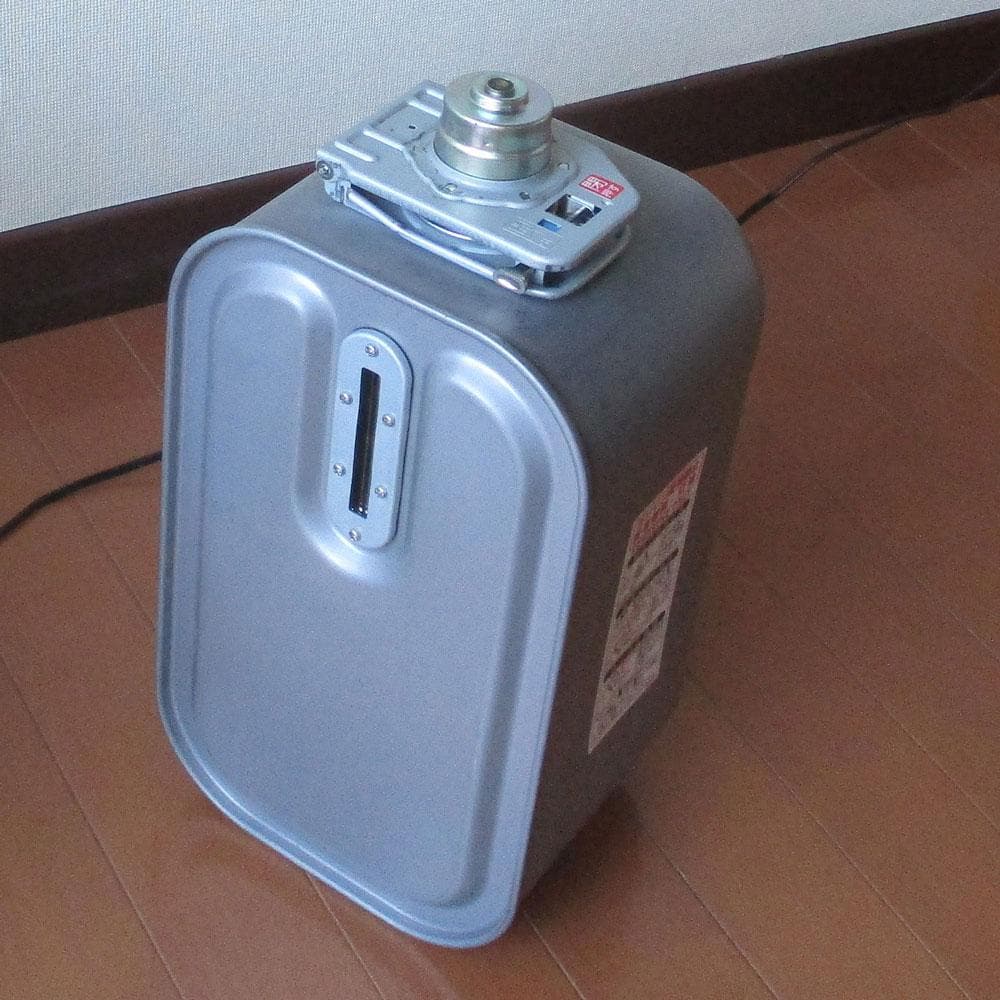 使用少【その寒い部屋に】クリーン温風　石油ファンヒーター　コロナ　ストーブ