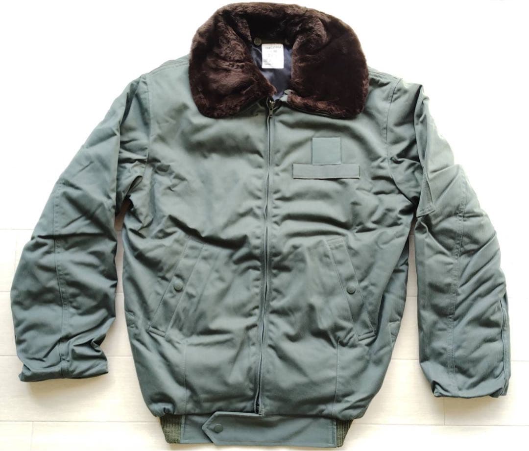 90s　フランス空軍　実物　未使用　フライトジャケット　88L　襟ボア付き