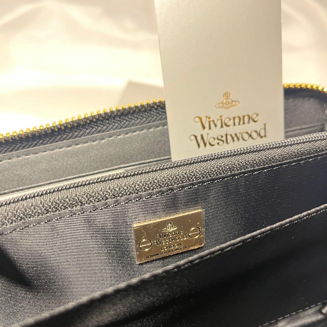 新品 Vivienne Westwood ブラック 専用ソフトケース付 長財布