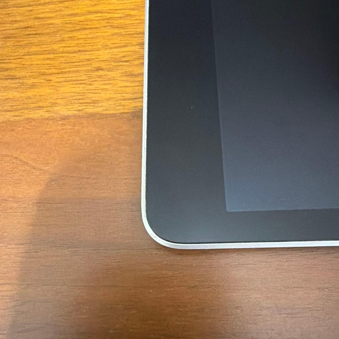 Apple iPad 第9世代 64GB シルバー Wi-Fiモデル 本体のみ