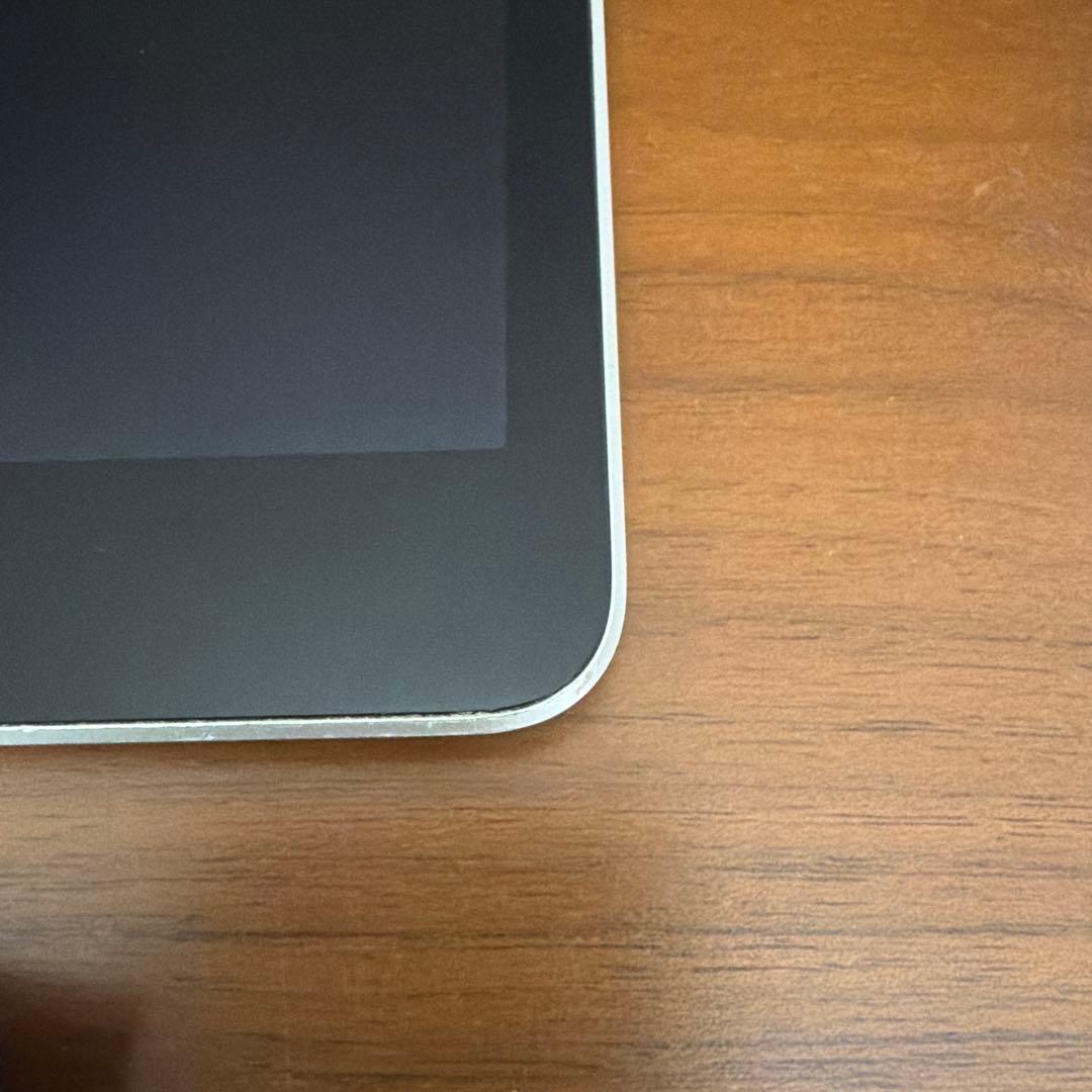 Apple iPad 第9世代 64GB シルバー Wi-Fiモデル 本体のみ