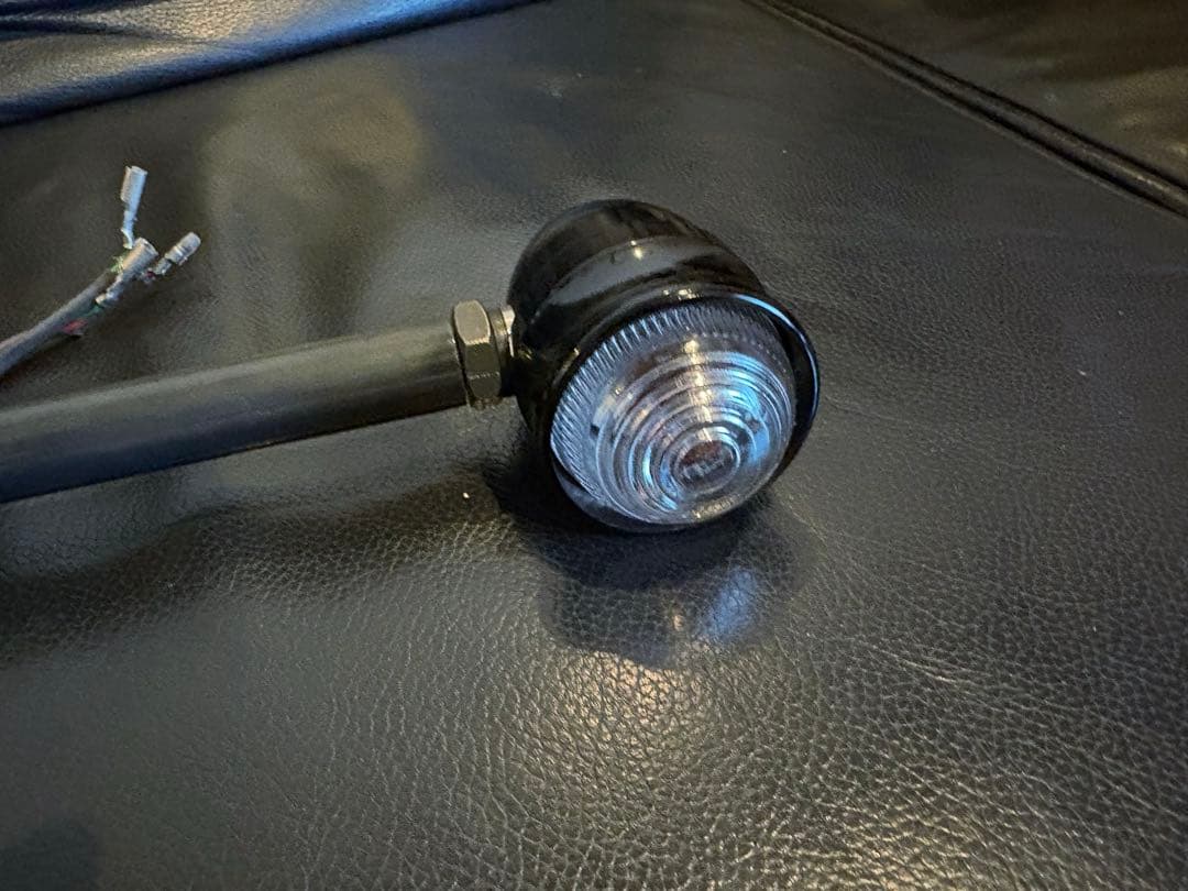 ミスミエンジニアリング スポーツスター用 ウィンカー ブラック 2本配線付き