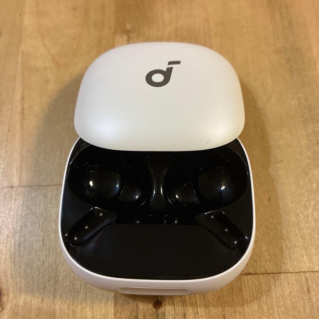 Anker Soundcore Liberty 4 Pro ホワイト