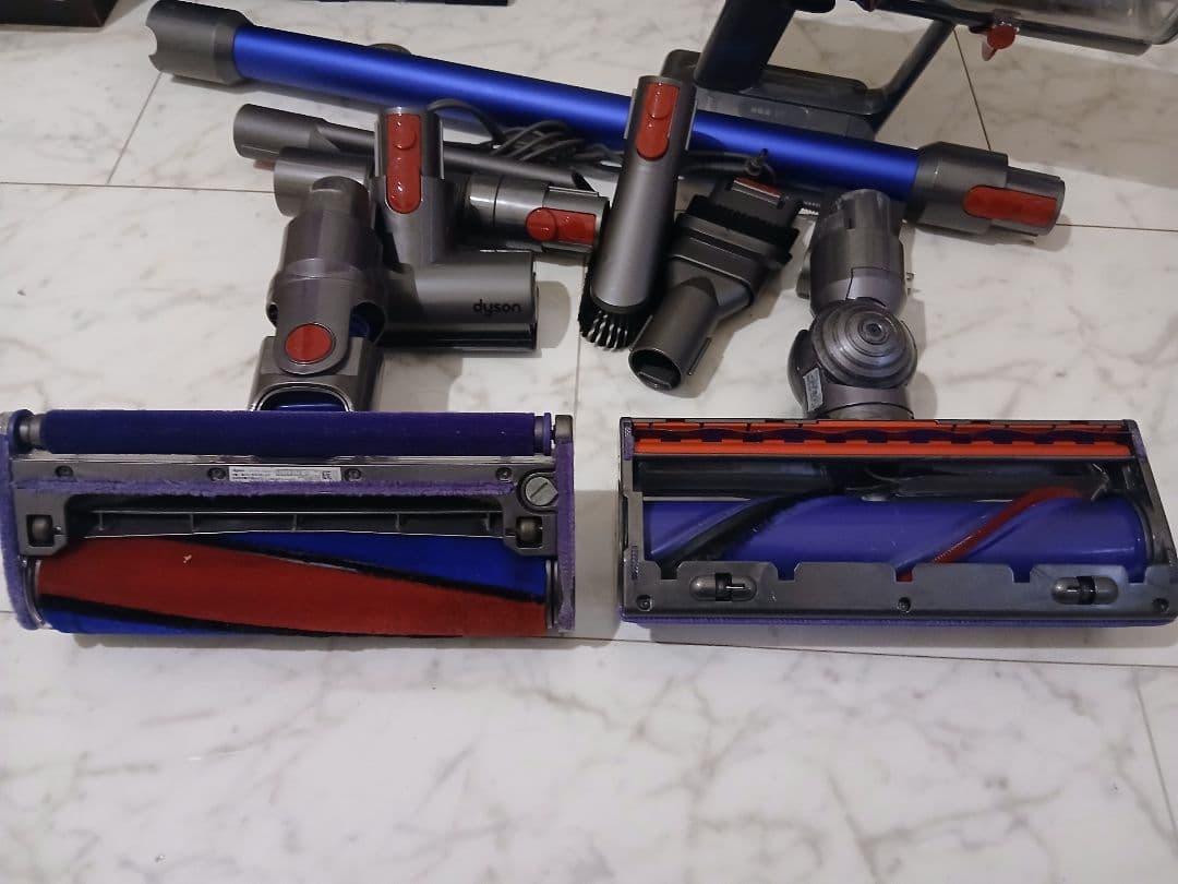 チ*か様 Dyson V10（SV12）ブルーパイプセット 動作良好品 付属品多