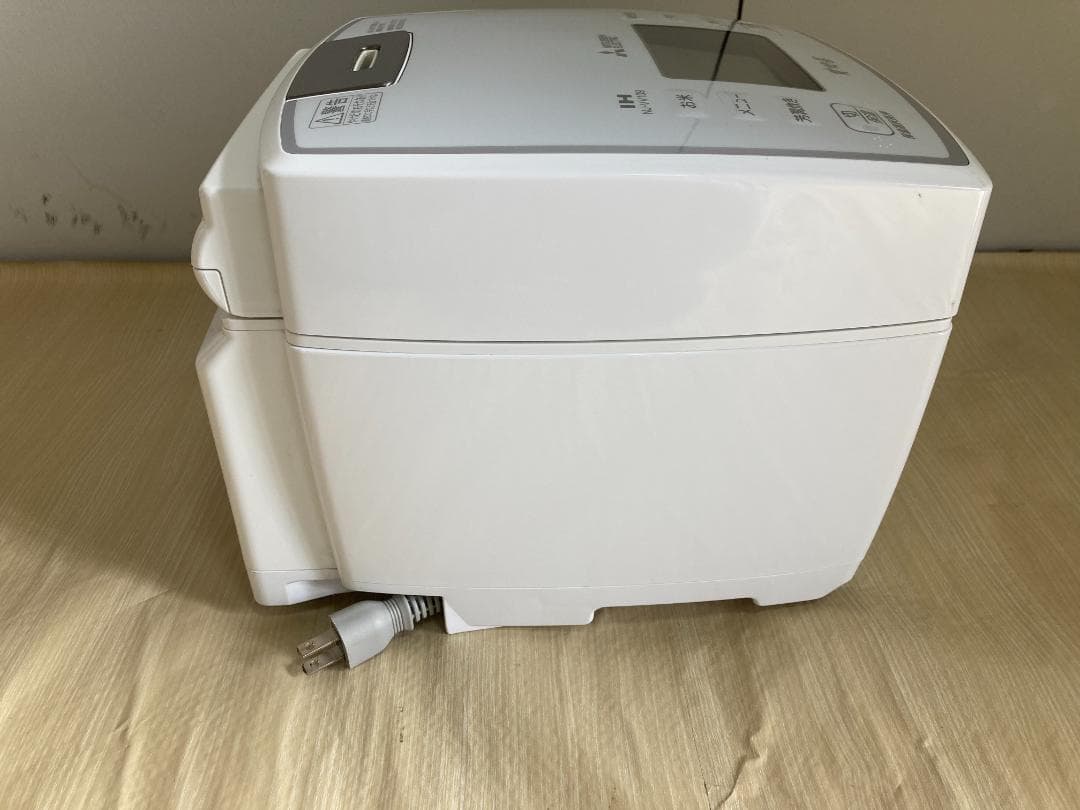 ★★美品★三菱ーIH炊飯器炭炊釜　NJ-VV109-W　形