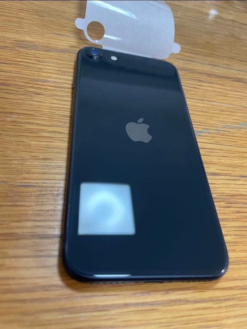 【docomo 未使用 交換品】iPhoneSE ブラック 256GB 第2世代