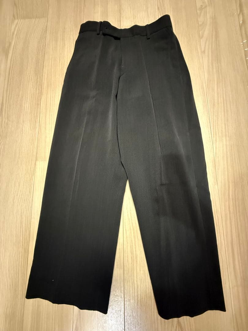 Giorgio Armani ブラック スラックス　美品