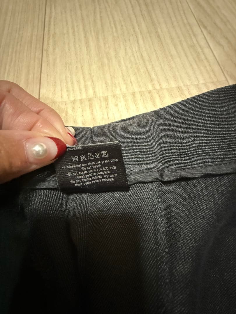 Giorgio Armani ブラック スラックス　美品