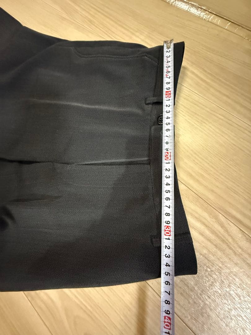 Giorgio Armani ブラック スラックス　美品