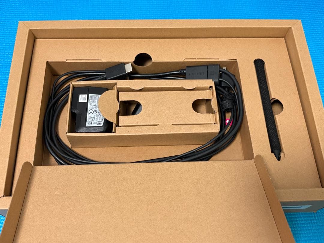 Wacom One 13　液晶ペンタブレット　液タブ　動作未確認