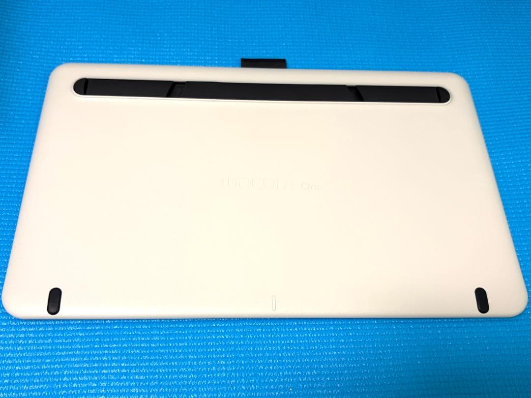 Wacom One 13　液晶ペンタブレット　液タブ　動作未確認