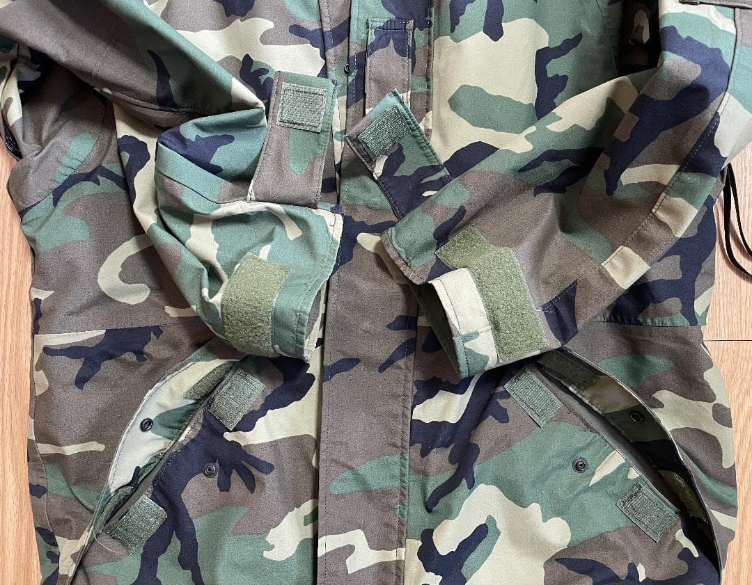 イ*ー様 【美品】米軍実物　ECWCS 1st GEN 後期型　ゴアテックスパー