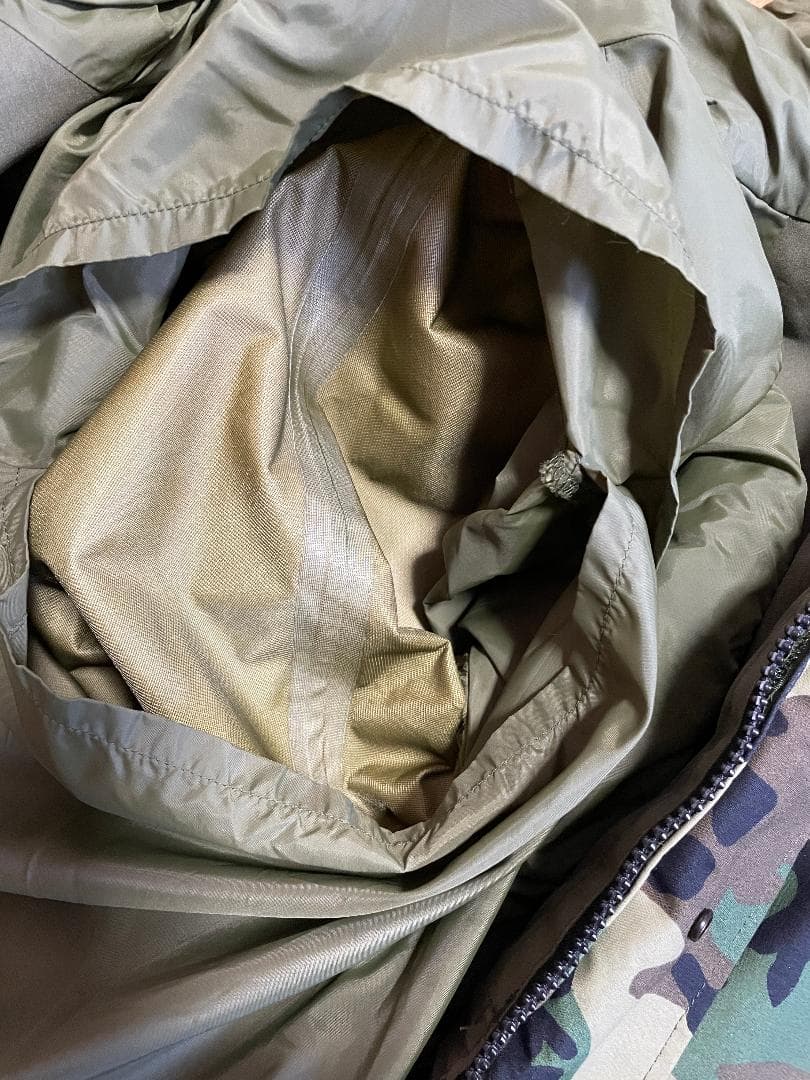 イ*ー様 【美品】米軍実物　ECWCS 1st GEN 後期型　ゴアテックスパー