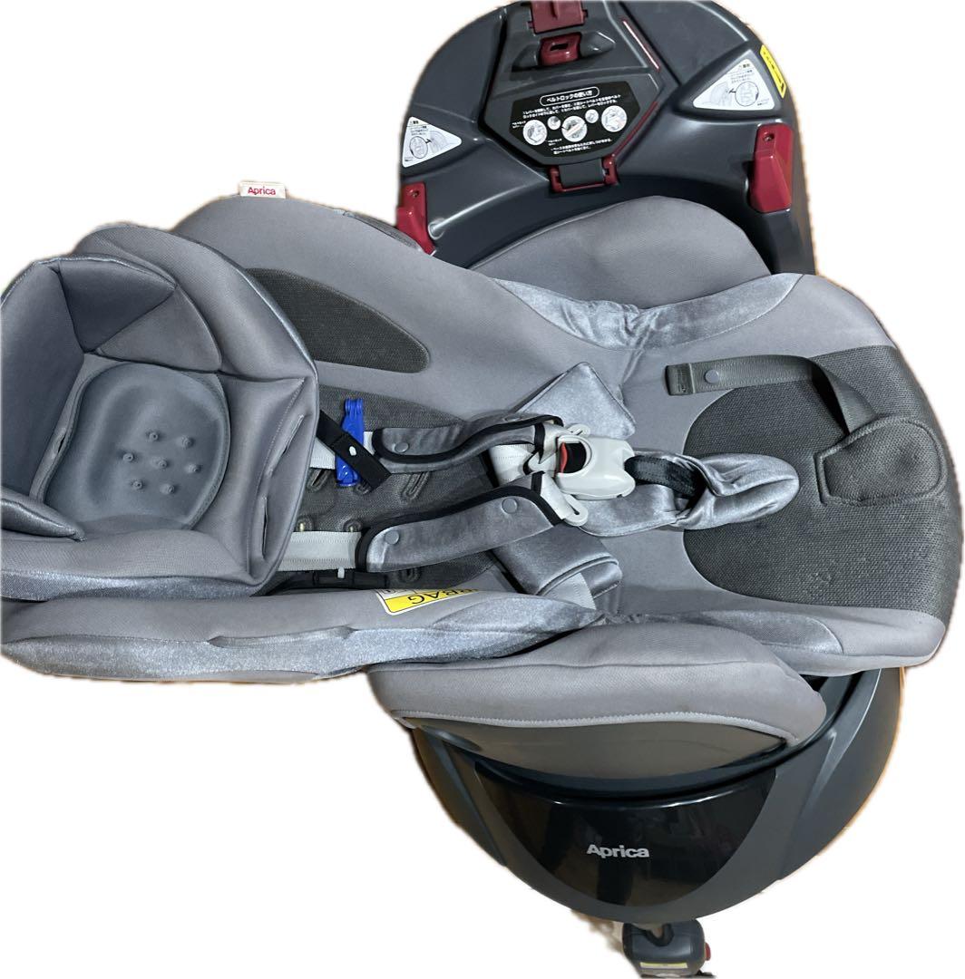 Apricaアップリカ　ディアターンプラスAB グレー　チャイルドシート　ベッド