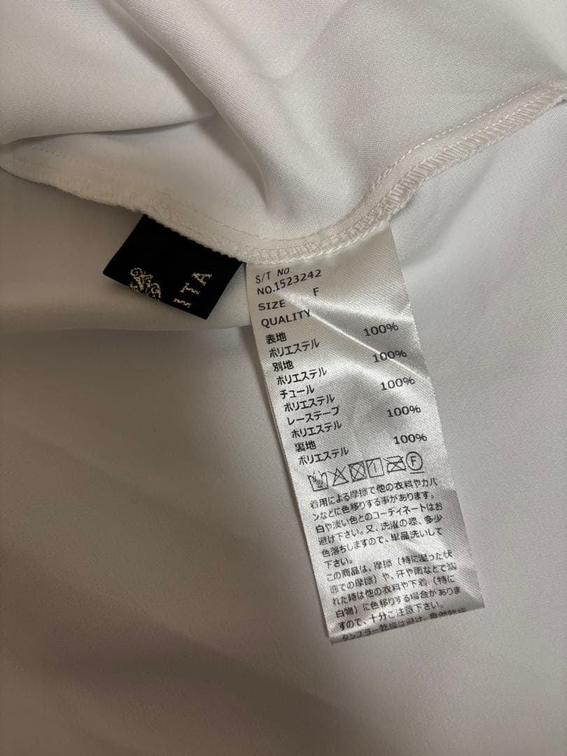 花柄半袖ミニワンピース