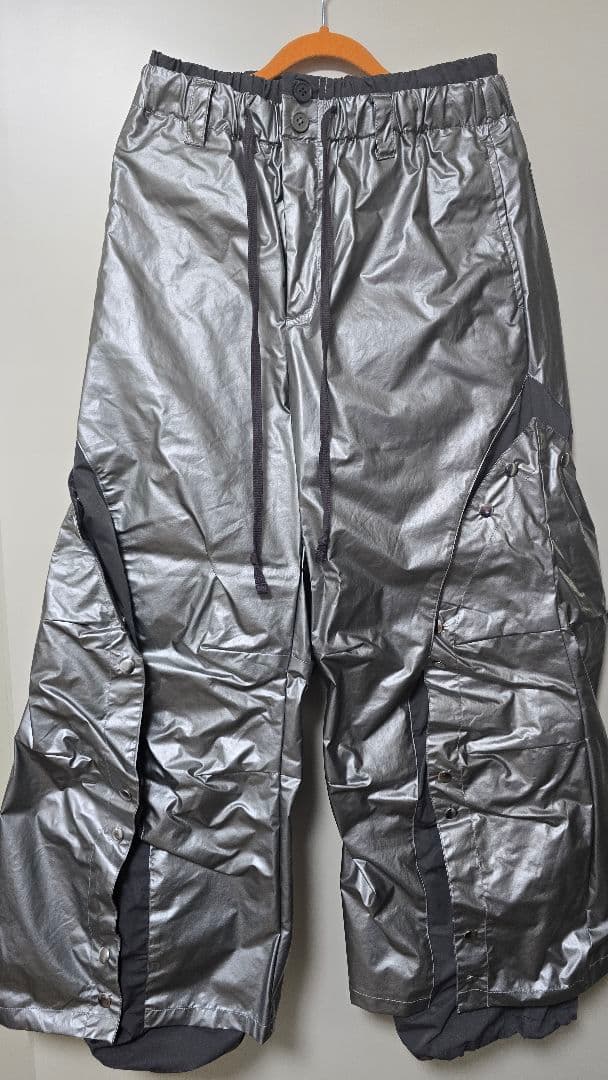 【GRANCY】ボタンレイヤードデザインナイロンパンツ