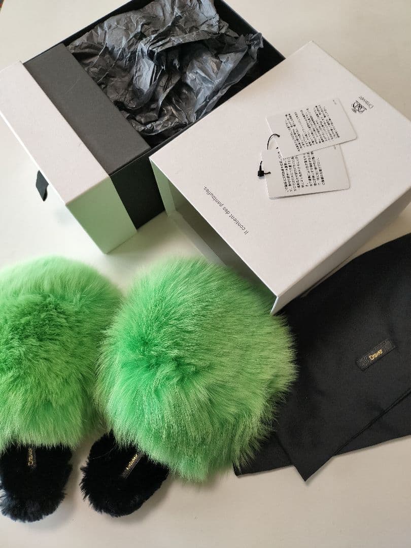 ドゥロワー リアルファー　ミュール サンダル　サイズ１