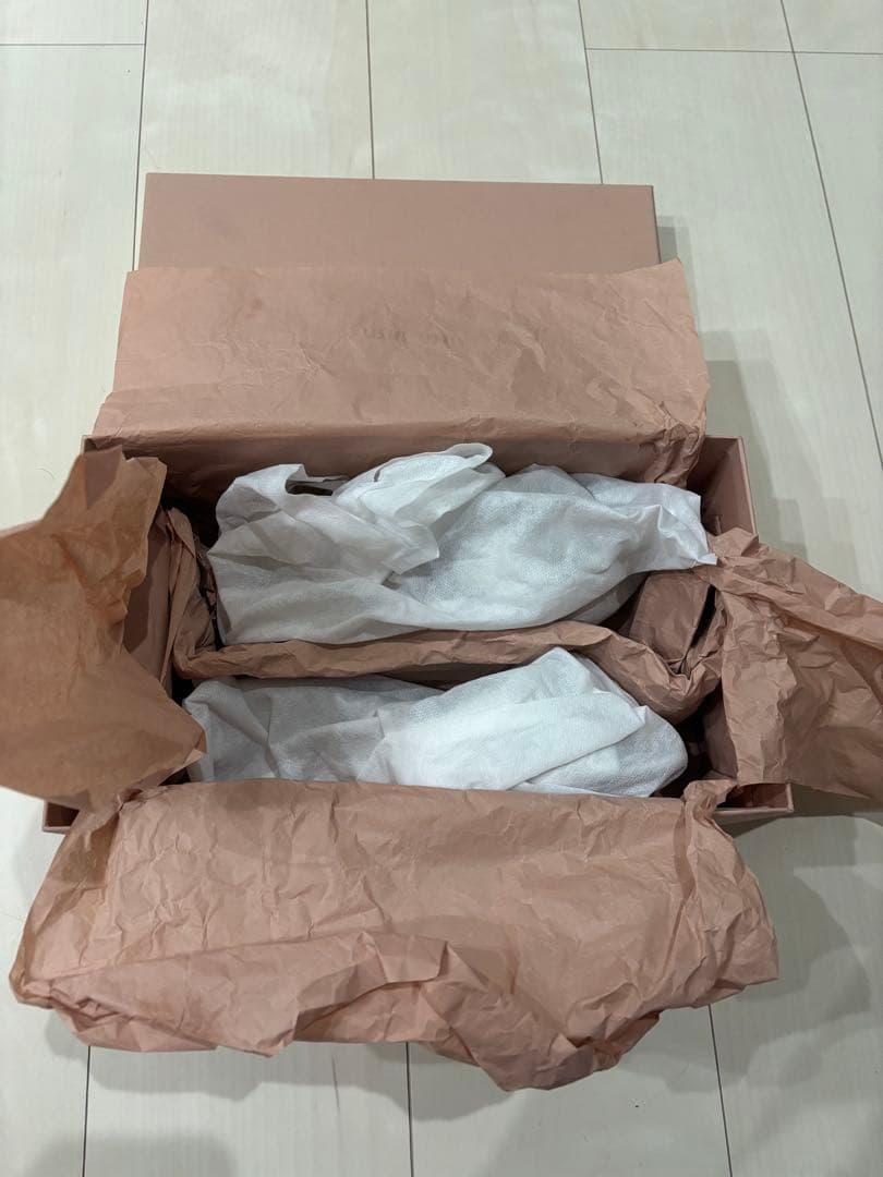 miumiuサンダル美品