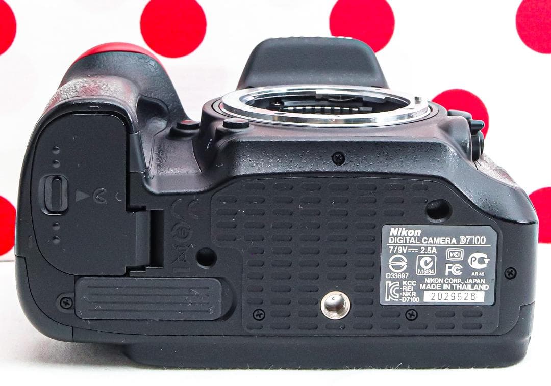 Nikon ニコン D7100❤ダブルレンズ❤スマホ転送❤初心者セット＆高速連射