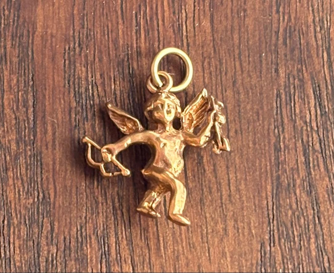 英国ヴィンテージ✳︎キューピッドペンダントトップ