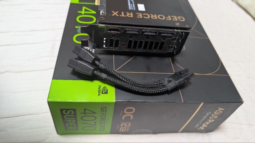 グラフィックボード・グラボ・ビデオカード ASUS ProArt RTX 4070 Super OC 12GB