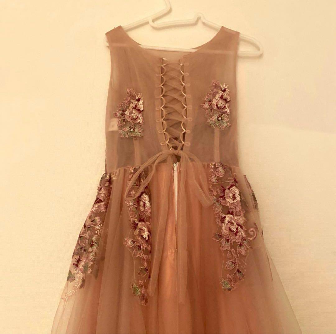 ピンク 花 モチーフ ドレス ウェディング