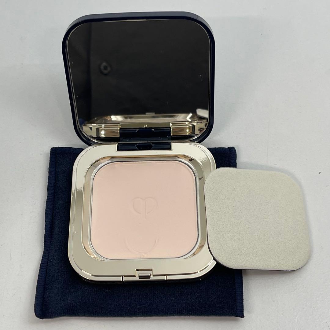 最終値下げ！クレ・ド・ポーポーテ プードルコンパクトエサンシエルn