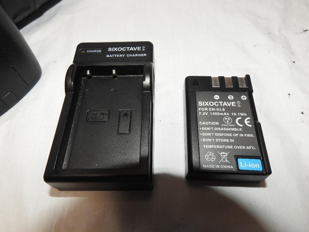 Nikon D40X デジタル一眼レフ (本体とレンズ)