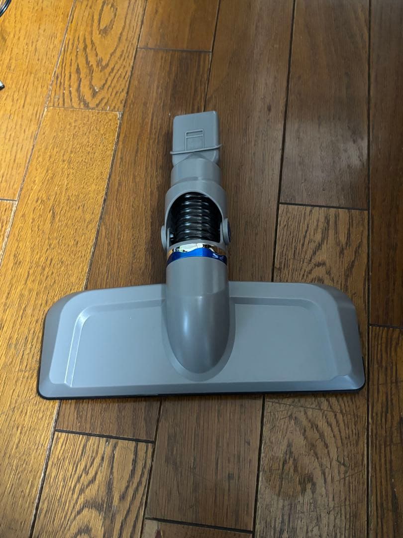 INVICTUS ONE V2 スティッククリーナー本体とアタッチメントセット