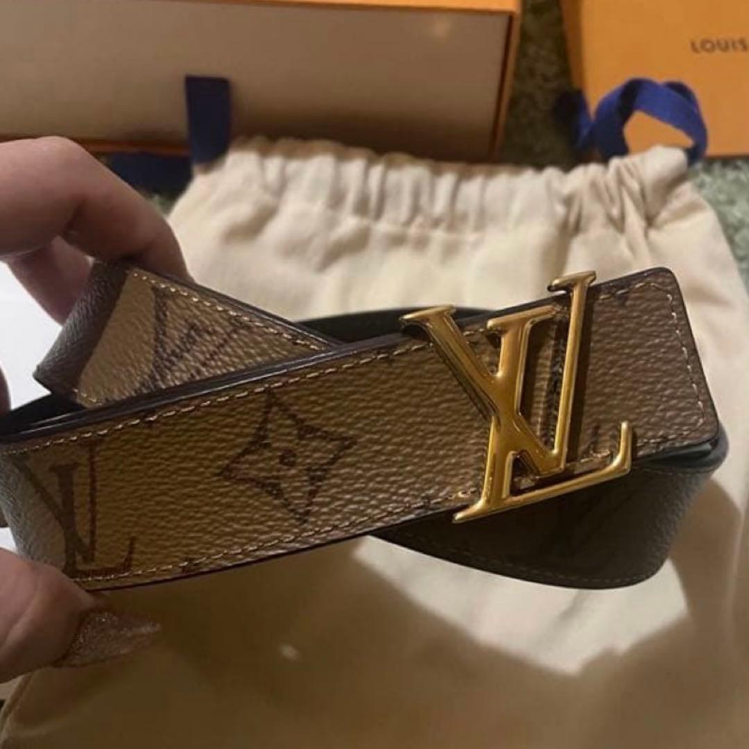 ルイヴィトン ベルト サンチュール・LV アイコニック 30 リバーシブル