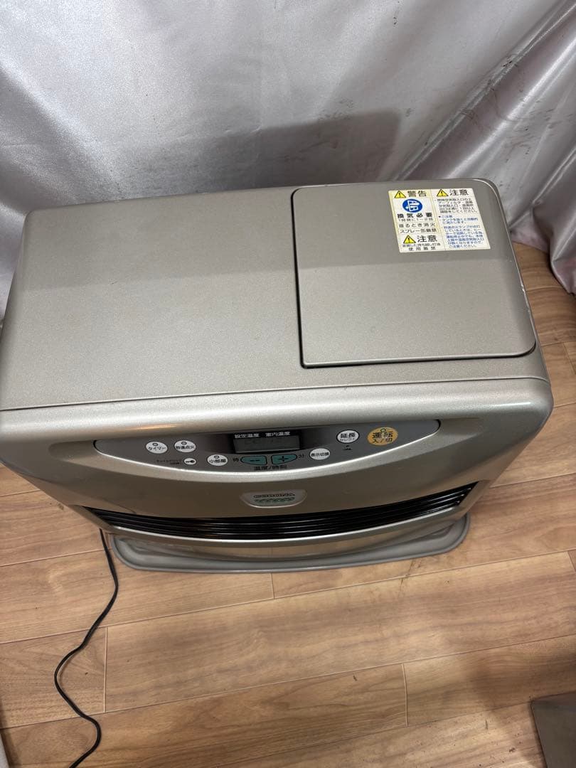 菅051 整備済　コロナファンヒーター　〜17畳