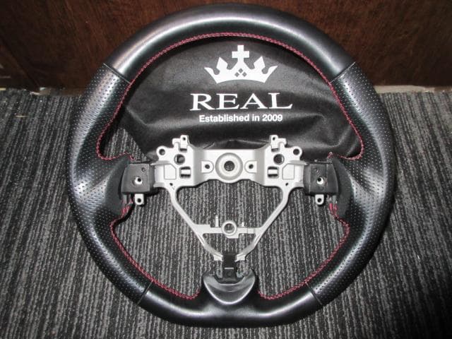 REAL 赤ステッチ ガングリップ エブリイ ハスラー ワゴンR スペーシア 等