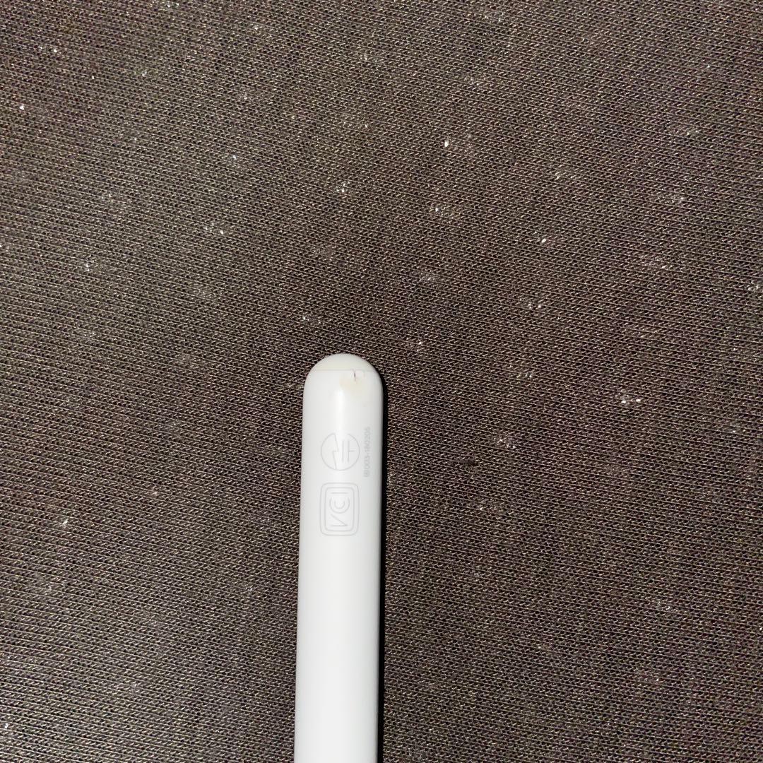 【H.M】iPadAir第5世代 (256GBWiFiモデル) おまけ付き