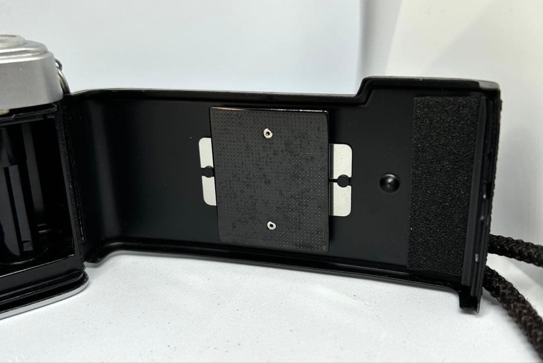 大人気のハーフカメラ美品動作品 オリンパス PEN EE-3 ROLLEI仕様⁈