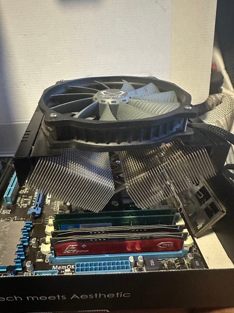 ASUS P8H77-V マザーボード + i7-3770K + DDR3メモリ