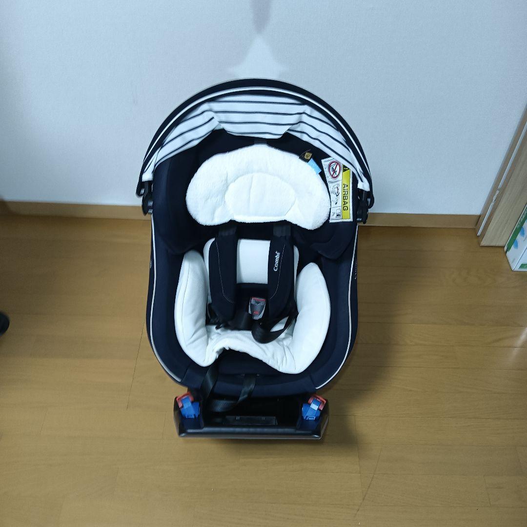 Combi チャイルドシート　クルムーブスマート　新生児対応