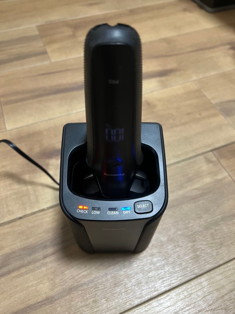 美品パナソニック(Panasonic) 6枚刃 ラムダッシュ ES-LS9Q