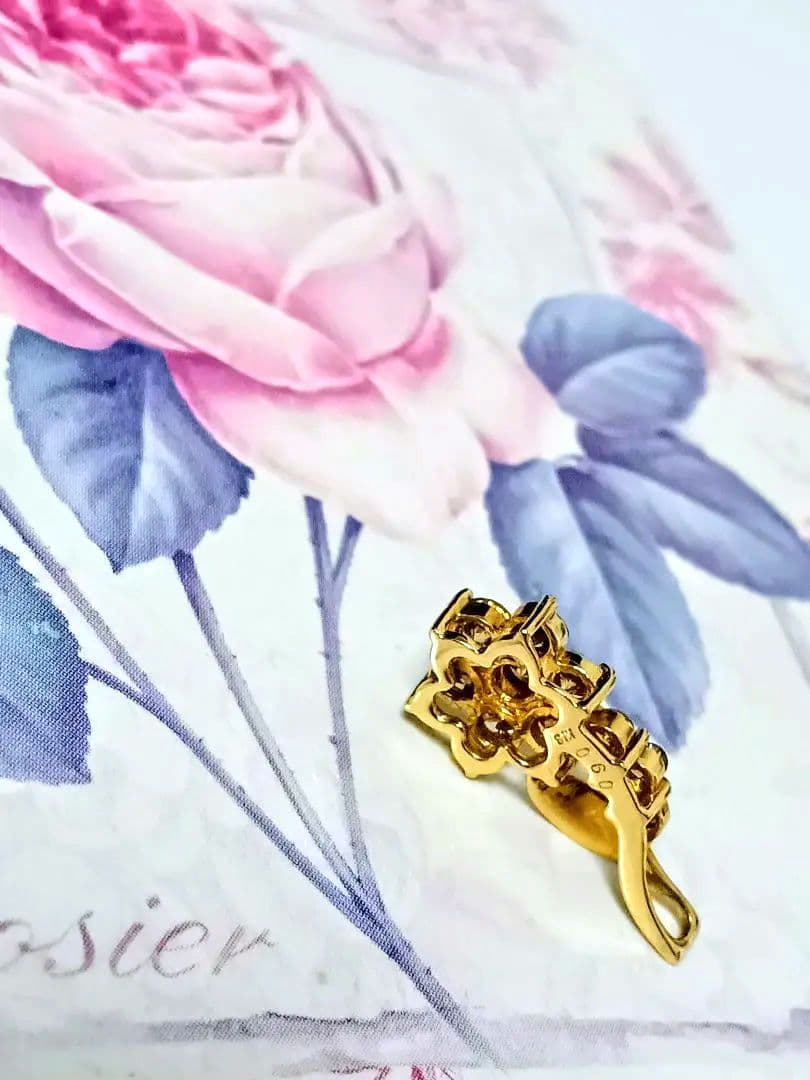 ✨【美品】k18ダイアモンド1.4g 0.60ct 花モチーフネックレストップ