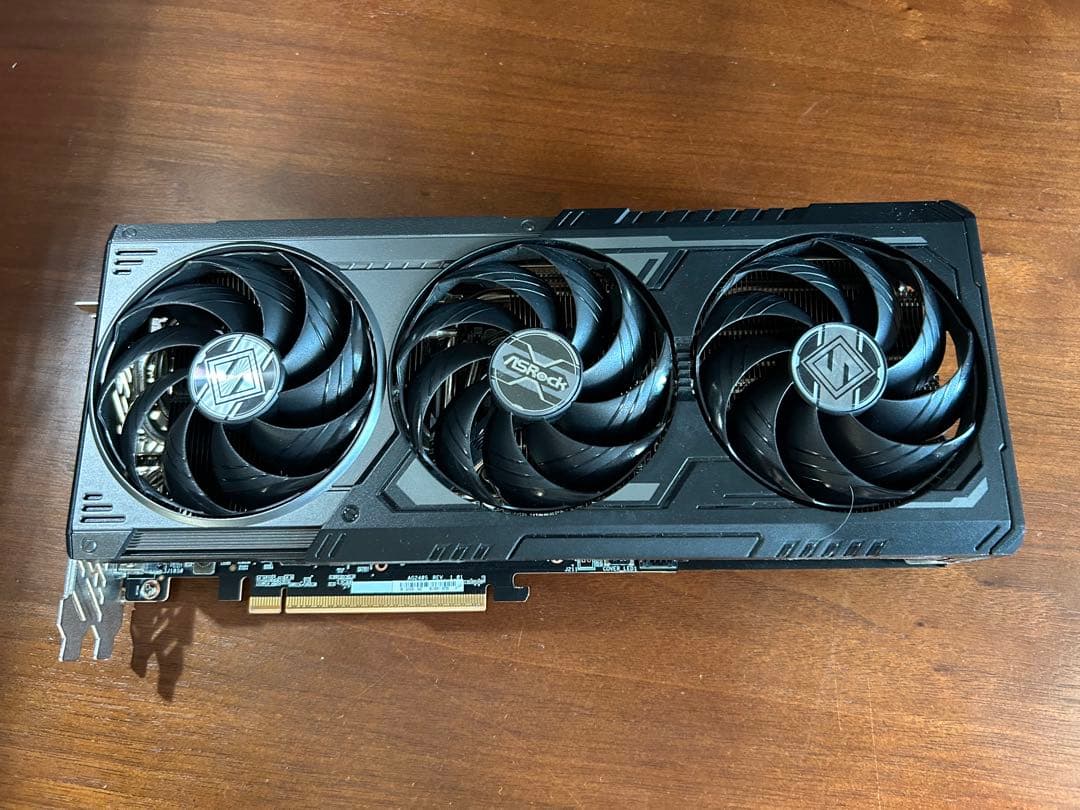 グラフィックボード・グラボ・ビデオカード ASRock RX9070XT STEEL LEGEND 16GB