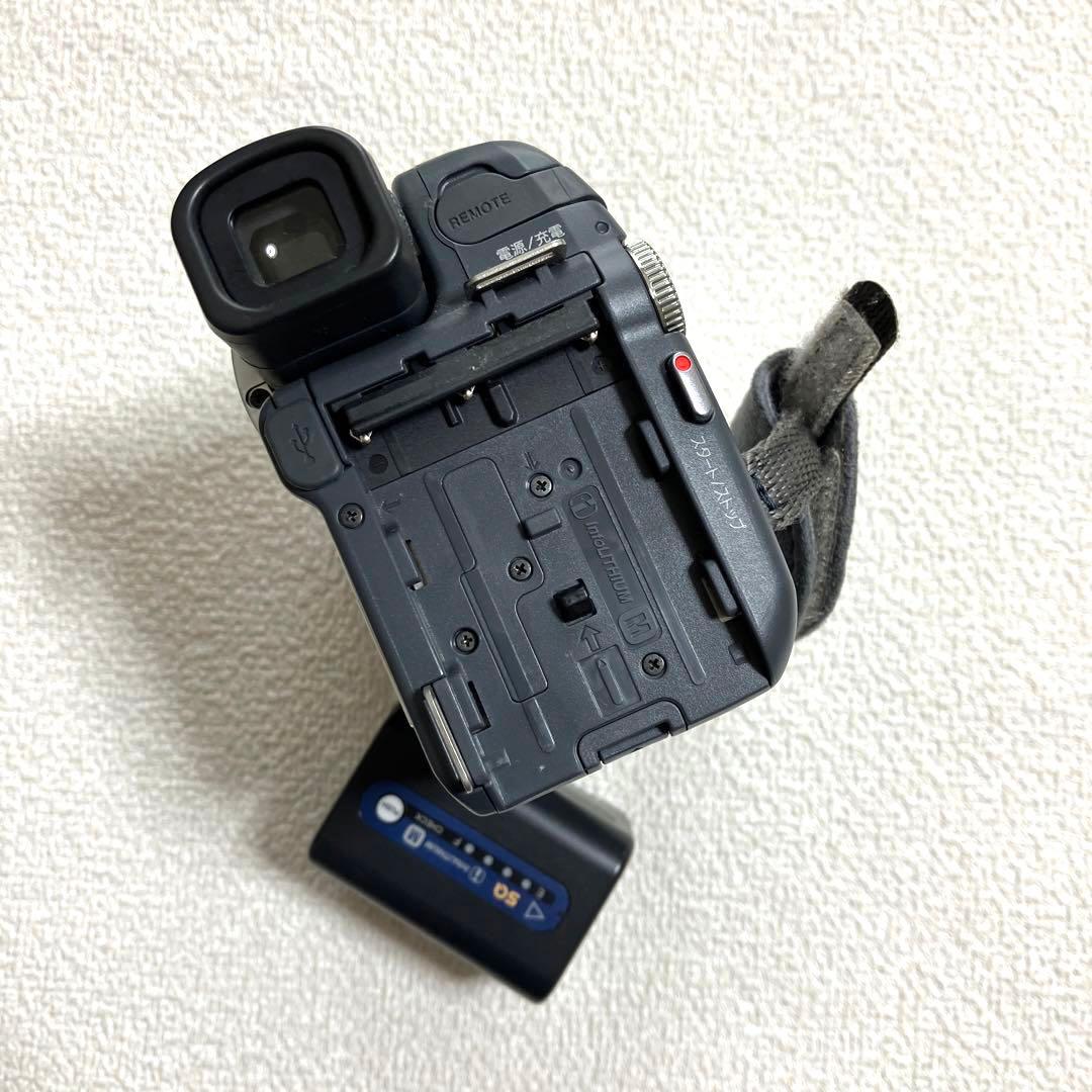 SONY HANDYCAM DCR-DVD201 箱付