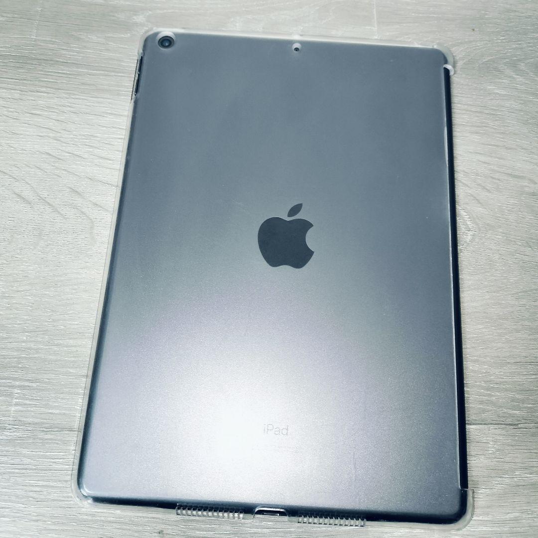 iPad 第8世代 128GB スペースグレー 本体 カバー キーボード 付き