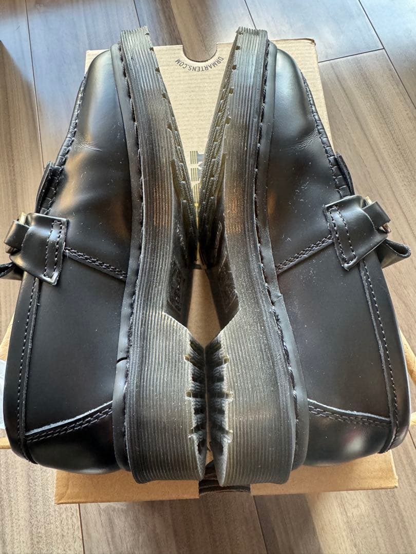 靴 Dr. MARTENS ADRIAN SNAFFLE LOAFER