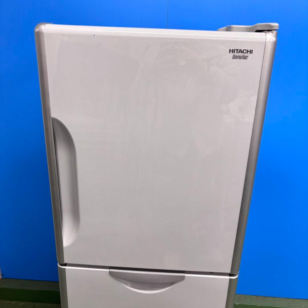 583 日立　大型冷蔵庫　スリム 200L強　自動製氷　右開き　1〜2人暮らし