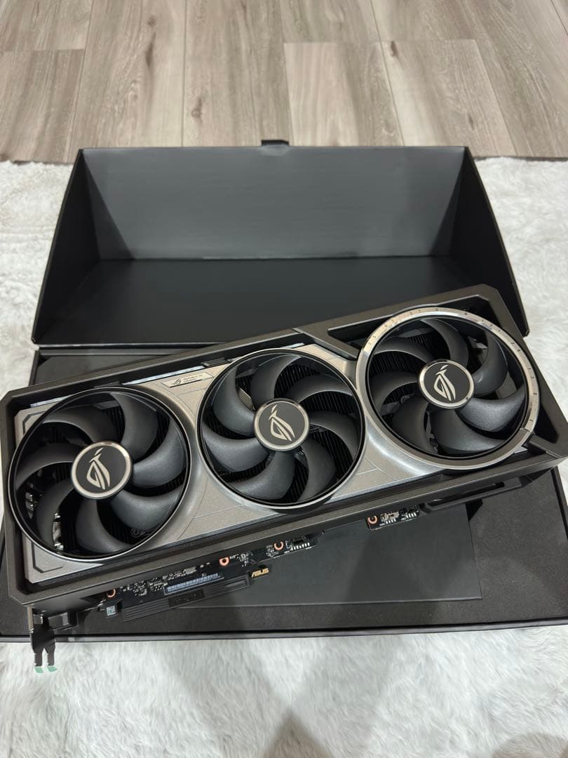 グラフィックボード・グラボ・ビデオカード ROG Astral GeForce RTX 5090 32GB BTF OC