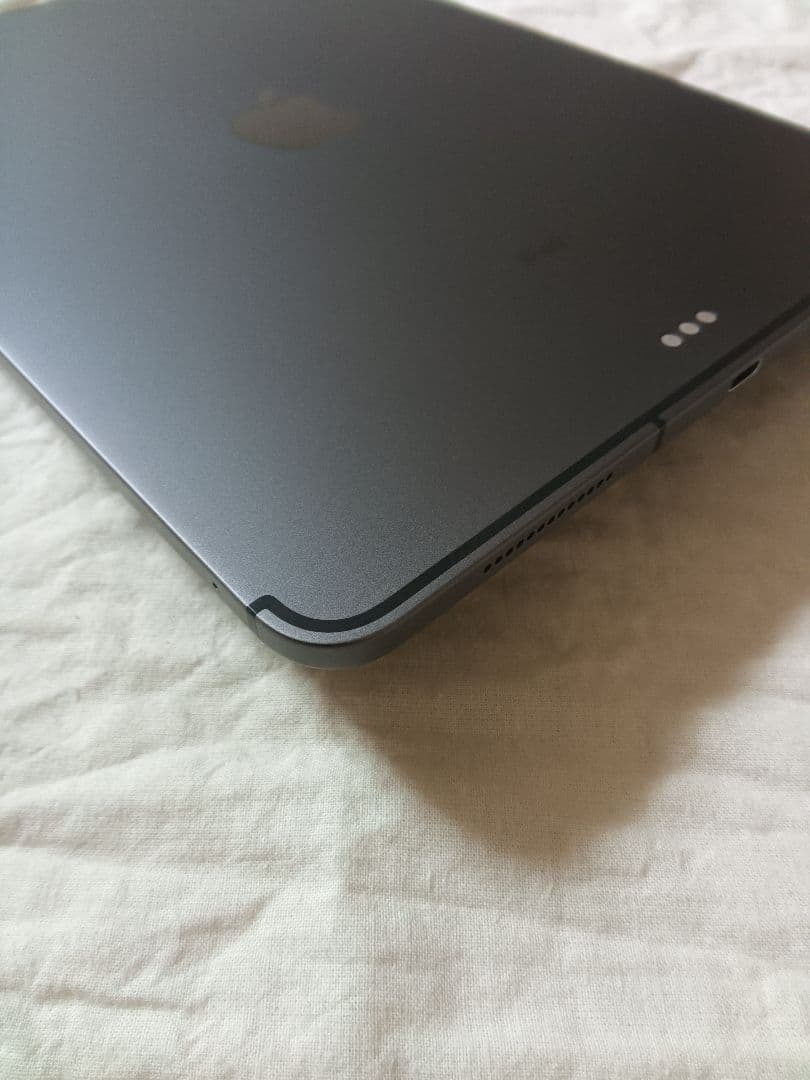 美品 iPad Pro11インチ 第1世代 バッテリー84%