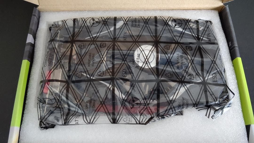 MSI GeForce GTX 1060 6G OC / 6GB 箱付属品有