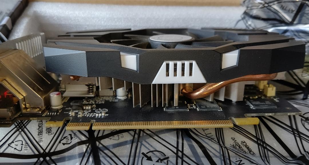 MSI GeForce GTX 1060 6G OC / 6GB 箱付属品有