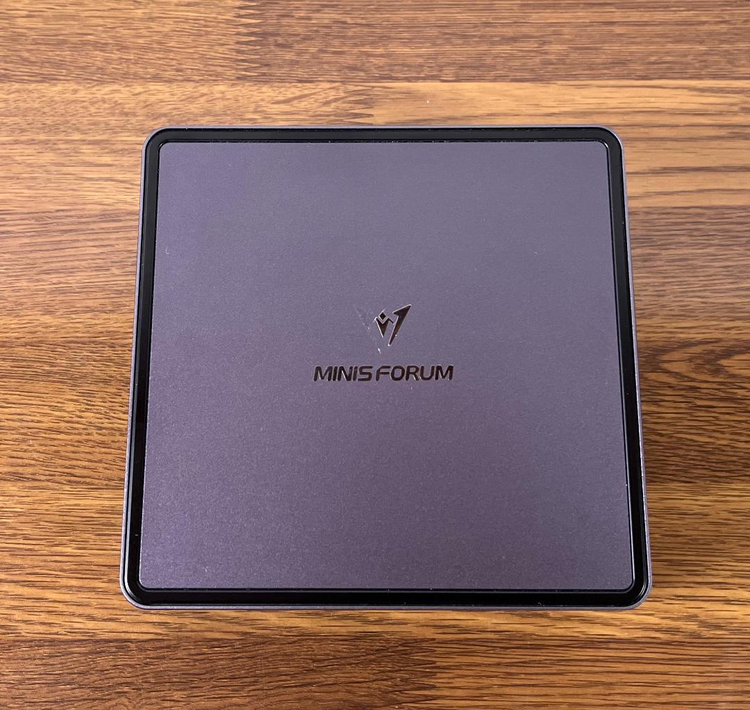 Minisforum UM790 Pro 7940HS ミニPC ベアボーン