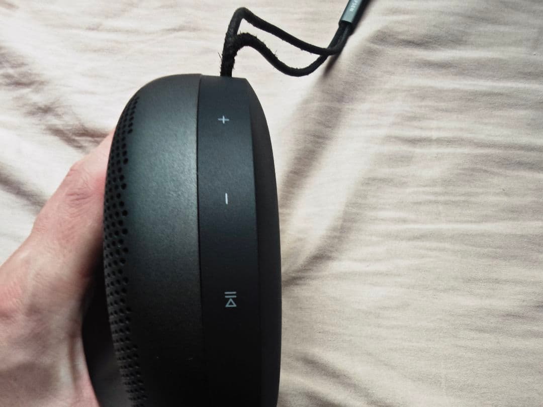 Bang & Olufsen Beosound A1 2nd Gen ベンツ限定